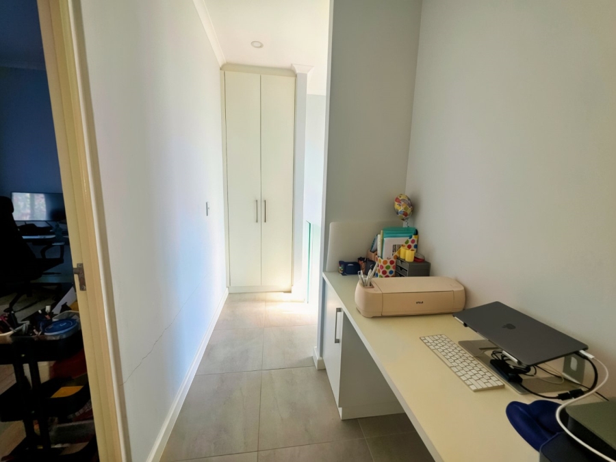 4 Bedroom Property for Sale in Sandown Western Cape